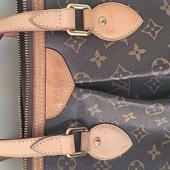 Louis Vuitton Classic Monogram Tote with Tan Accents - Picture 2 of 15